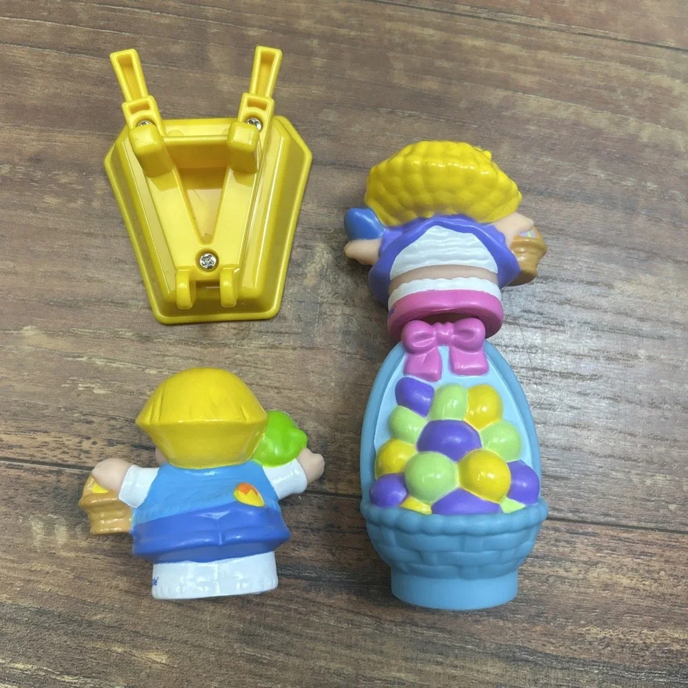 2009 Fisher Price Little People Easter House Surprise Complete & Works! P8224